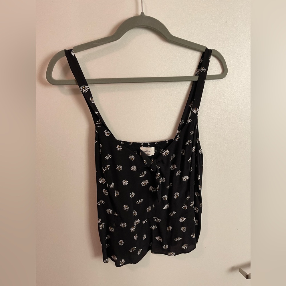 Aritzia Wilfred floral top